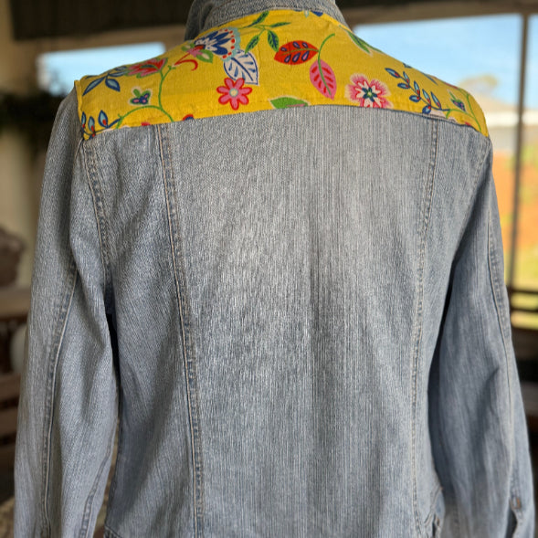 005 Denim Jacket (L)